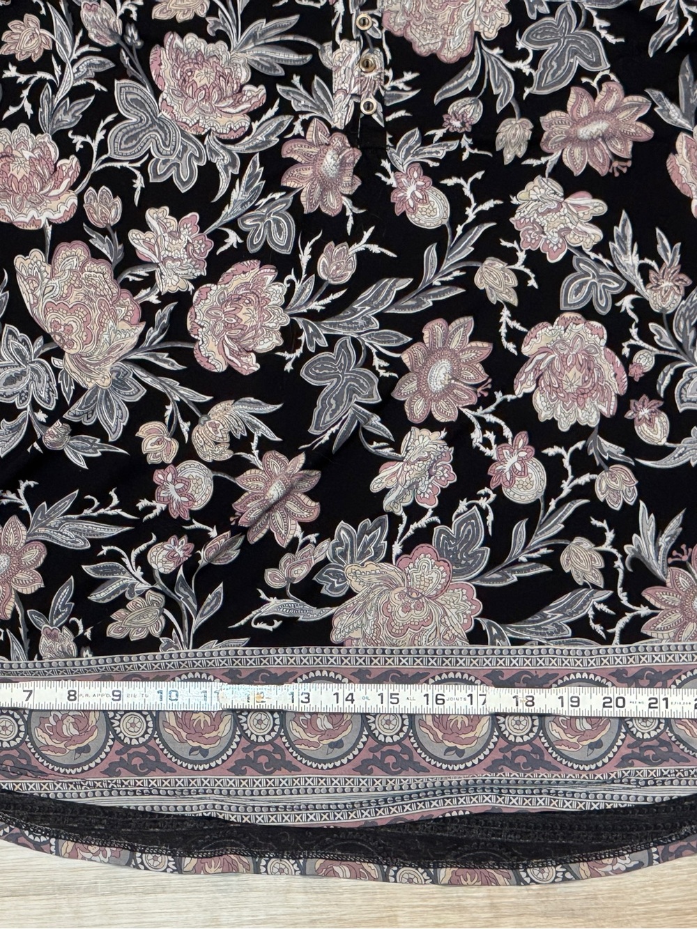 Men's Shirt Subcategory Classification - Picture 7 of 10